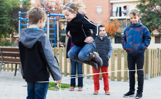 Šokinėjimas per gumytę